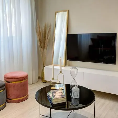 Marilu- The Downtown Corfu (city)