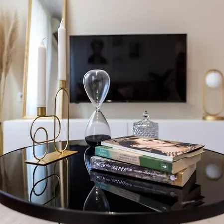 Marilu- The Downtown *